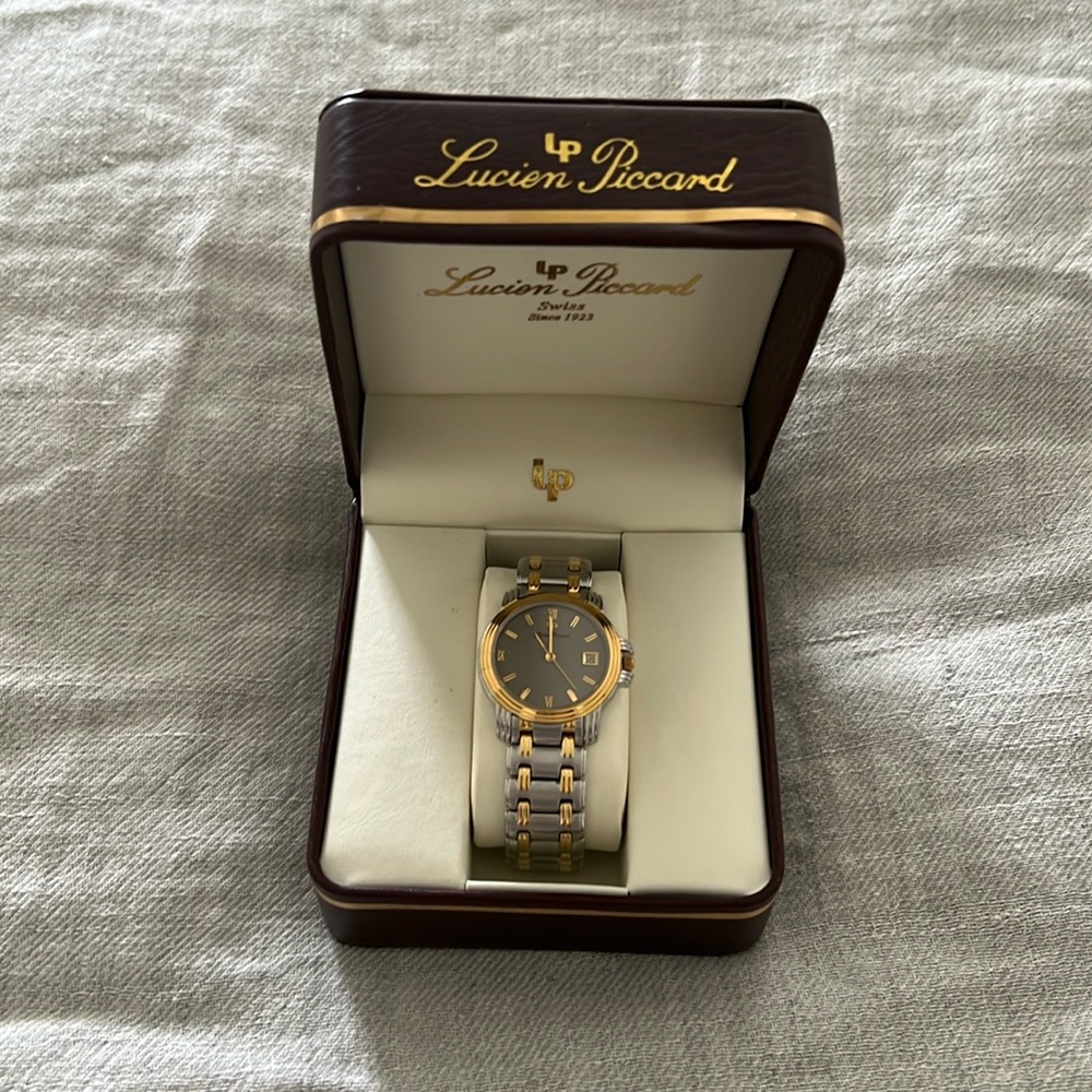 Lucien Piccard watch style 26479